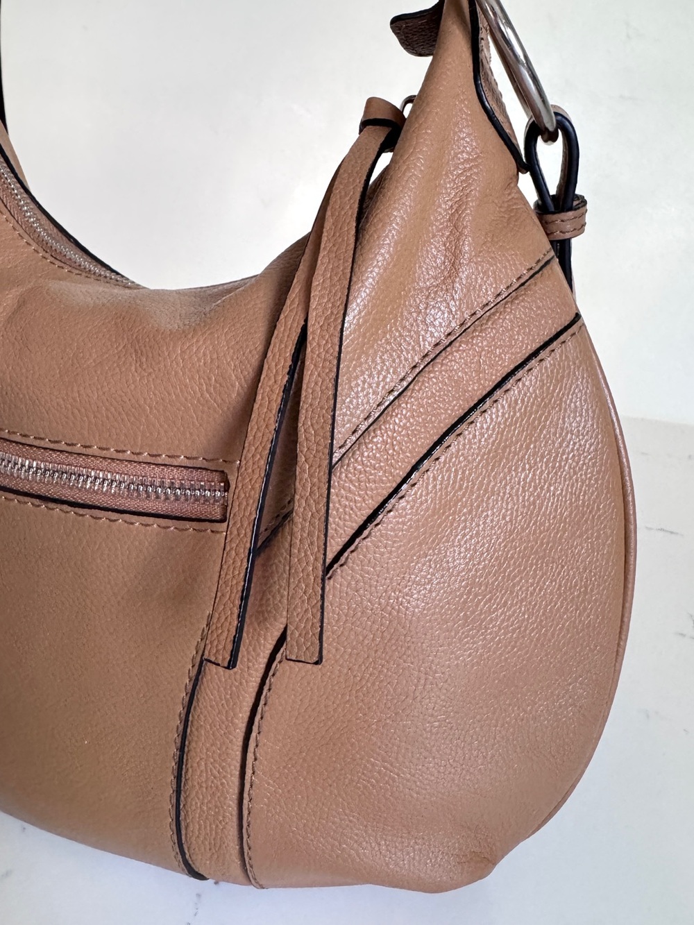 Tahari Tan Pebbled Genuine Leather Hobo Bohemian Shoulder Bag Silver Accents EUC - Picture 10 of 15
